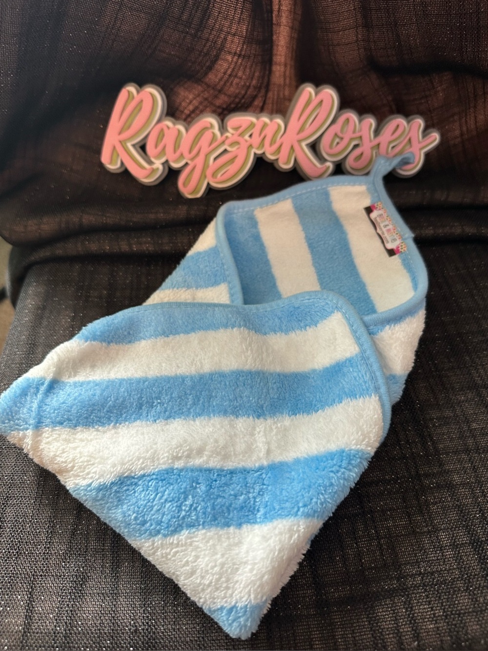 Blue & White Pet Hanging Bath Towel